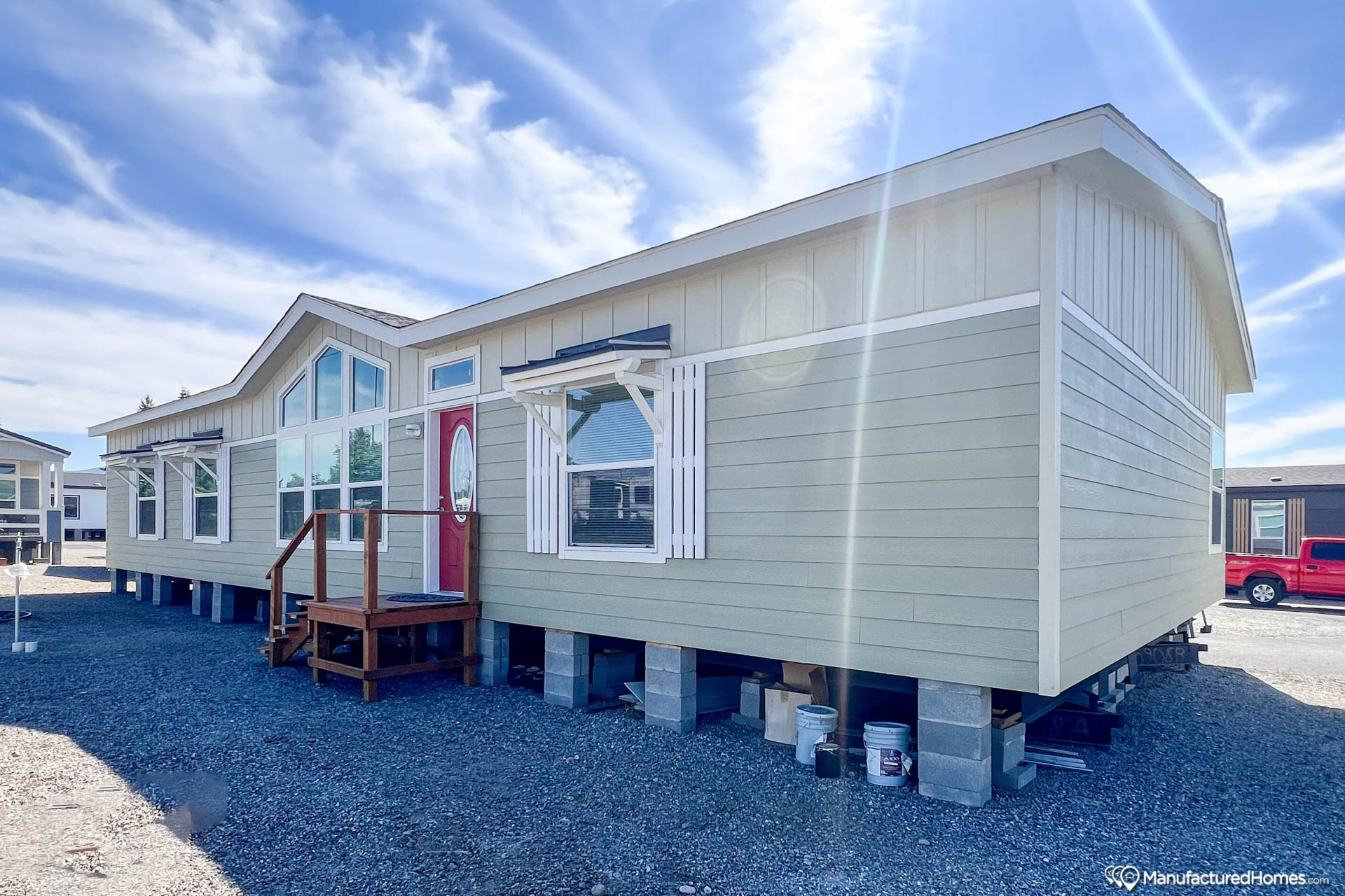 Siskiyou Series Buckhorn SI28663S from Wilder Affordable